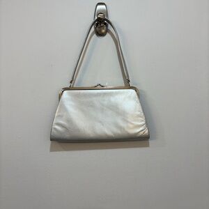 Casadie Elegant Leather Clutch